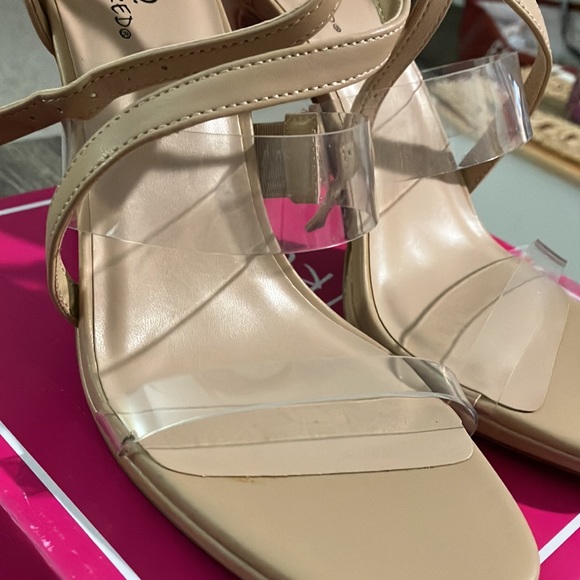 Nude Heels - Picture 8 of 13